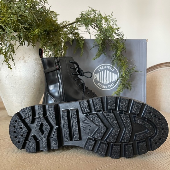 Palladium ‘Palatrooper OFF-1’ Leather Boots (NWT in original box) - Picture 10 of 11